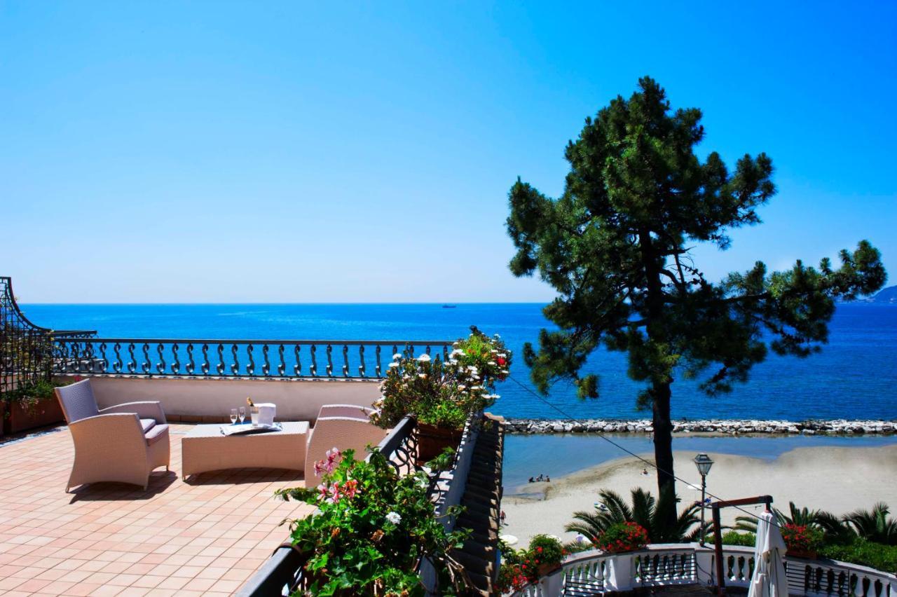 Grande Albergo Miramare Formia Luaran gambar
