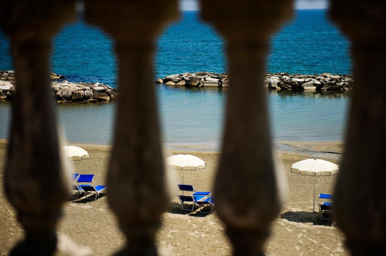 Grande Albergo Miramare Formia Luaran gambar